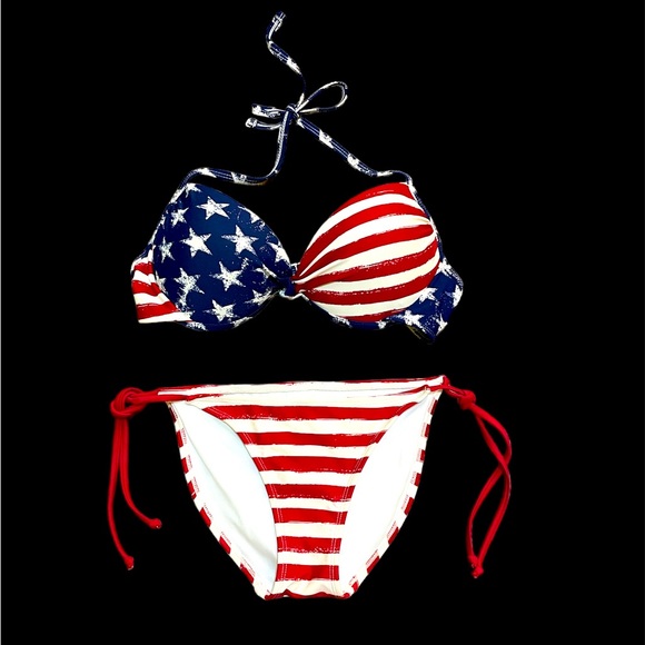 Stars & Stripes bikini in good condition! Top XL and bottom Sm. Exhilaration - Picture 3 of 7